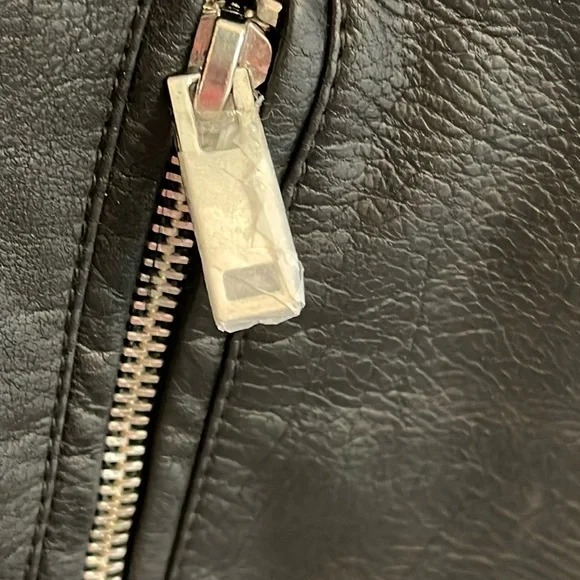 Romeo + Juliet Couture Black Faux Leather Jacket Size Medium NWT - Picture 13 of 17